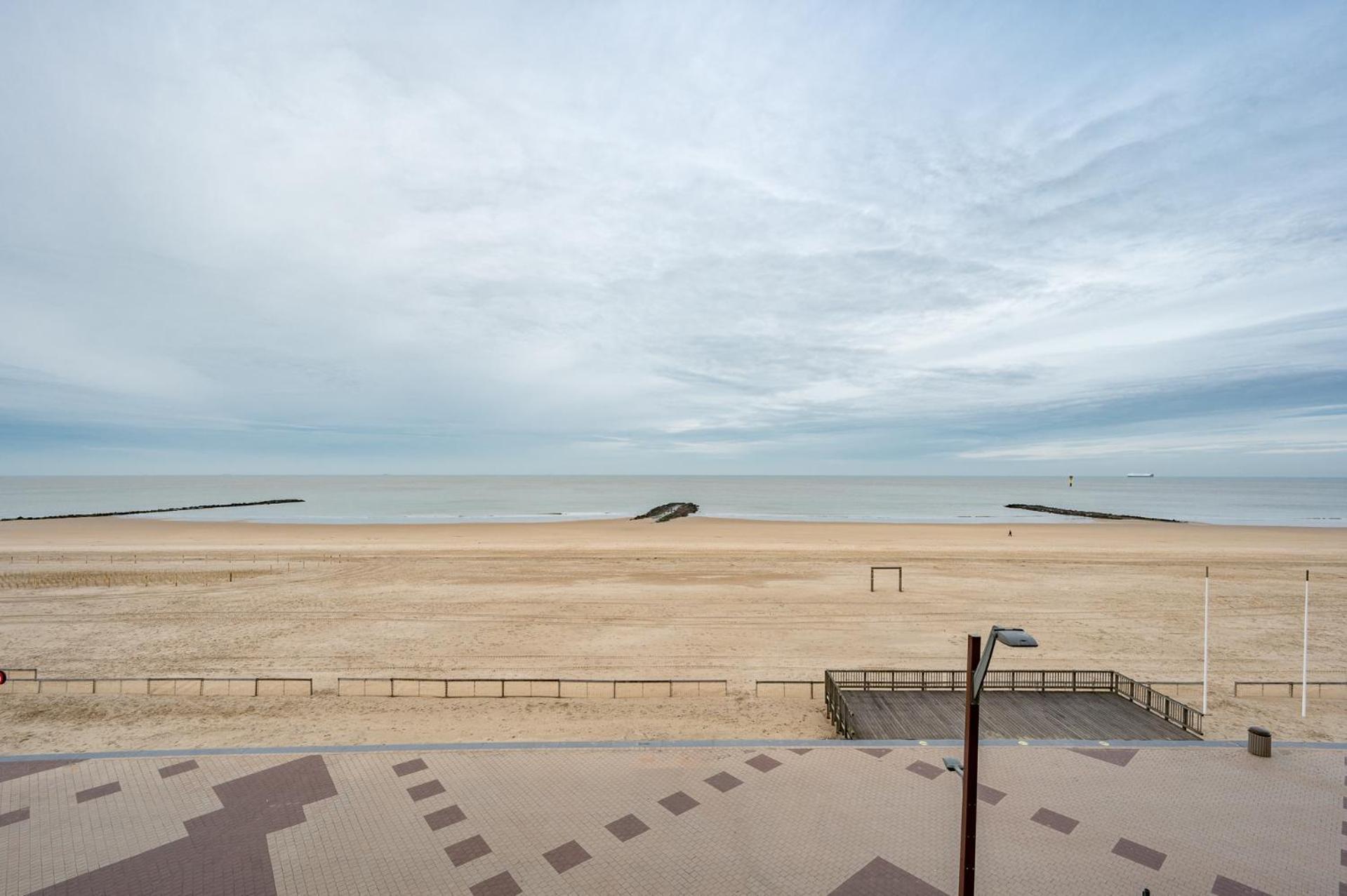 Appartementen Op De Zeedijk In Knokke Op De 3E En 4E Verdieping Van Logie Marie Ngoại thất bức ảnh
